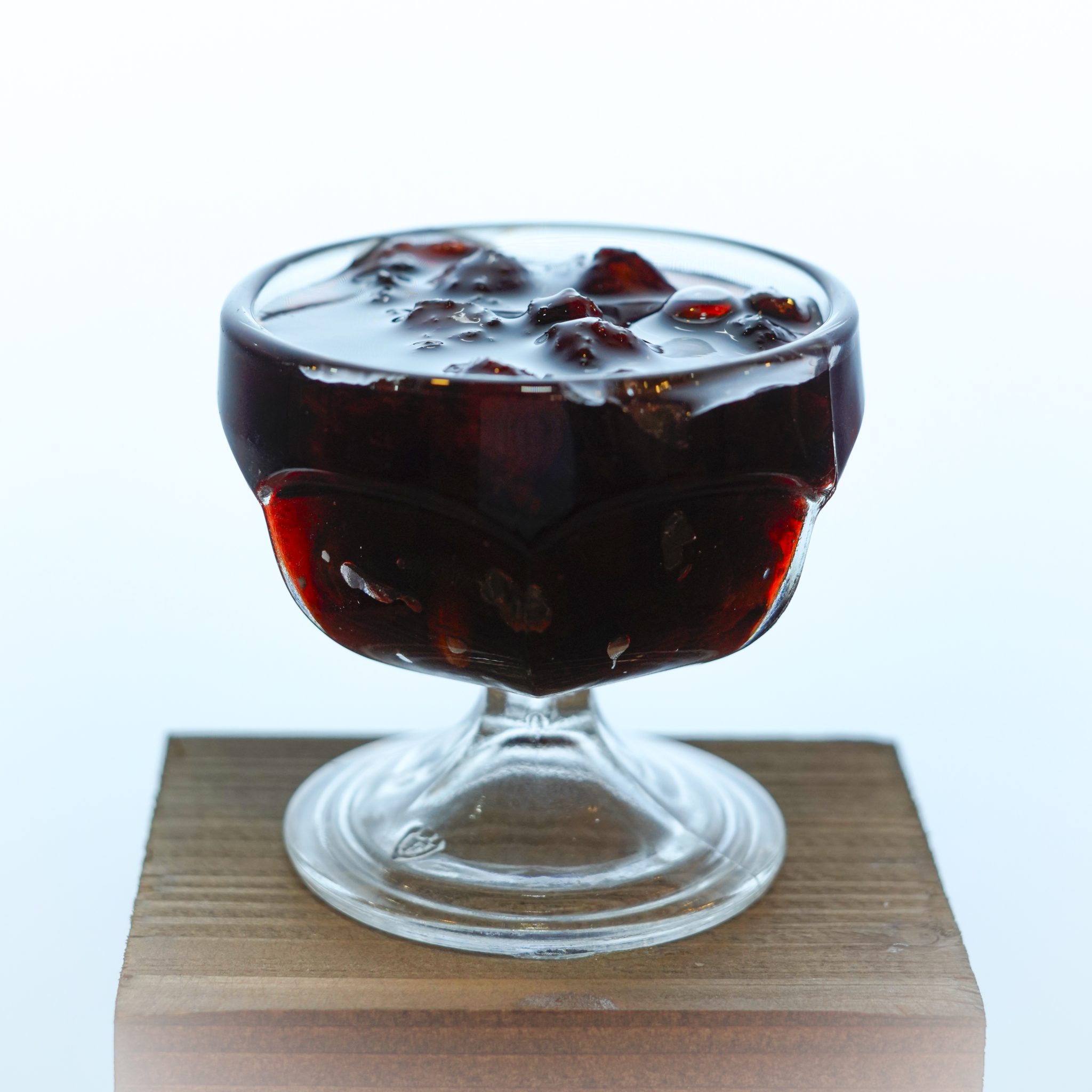 عکس ظرف مربای زغال اخته