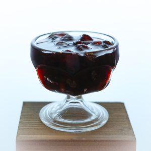 عکس ظرف مربای زغال اخته